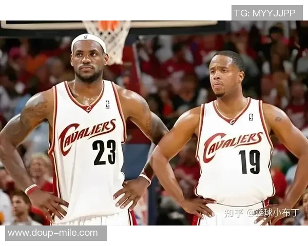 湖人多人被查！詹姆斯20年心腹交手机，NBA赌案水有多深？